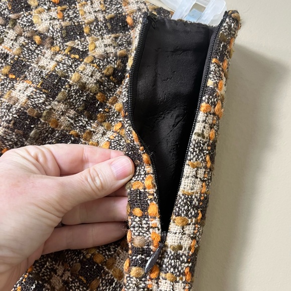 LOFT Petite 6/8 Wool Blend Tweed Skirt Suit Jacket Skirt Neutral Classic Chic - Picture 14 of 16